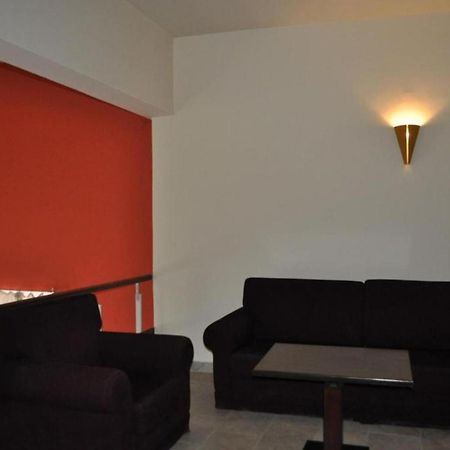 Okeania Seafront Rooms In كامينا فورلا المظهر الخارجي الصورة