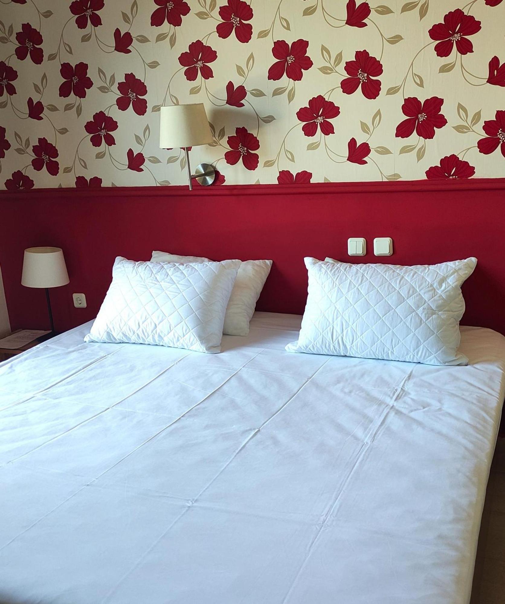 Okeania Seafront Rooms In كامينا فورلا المظهر الخارجي الصورة