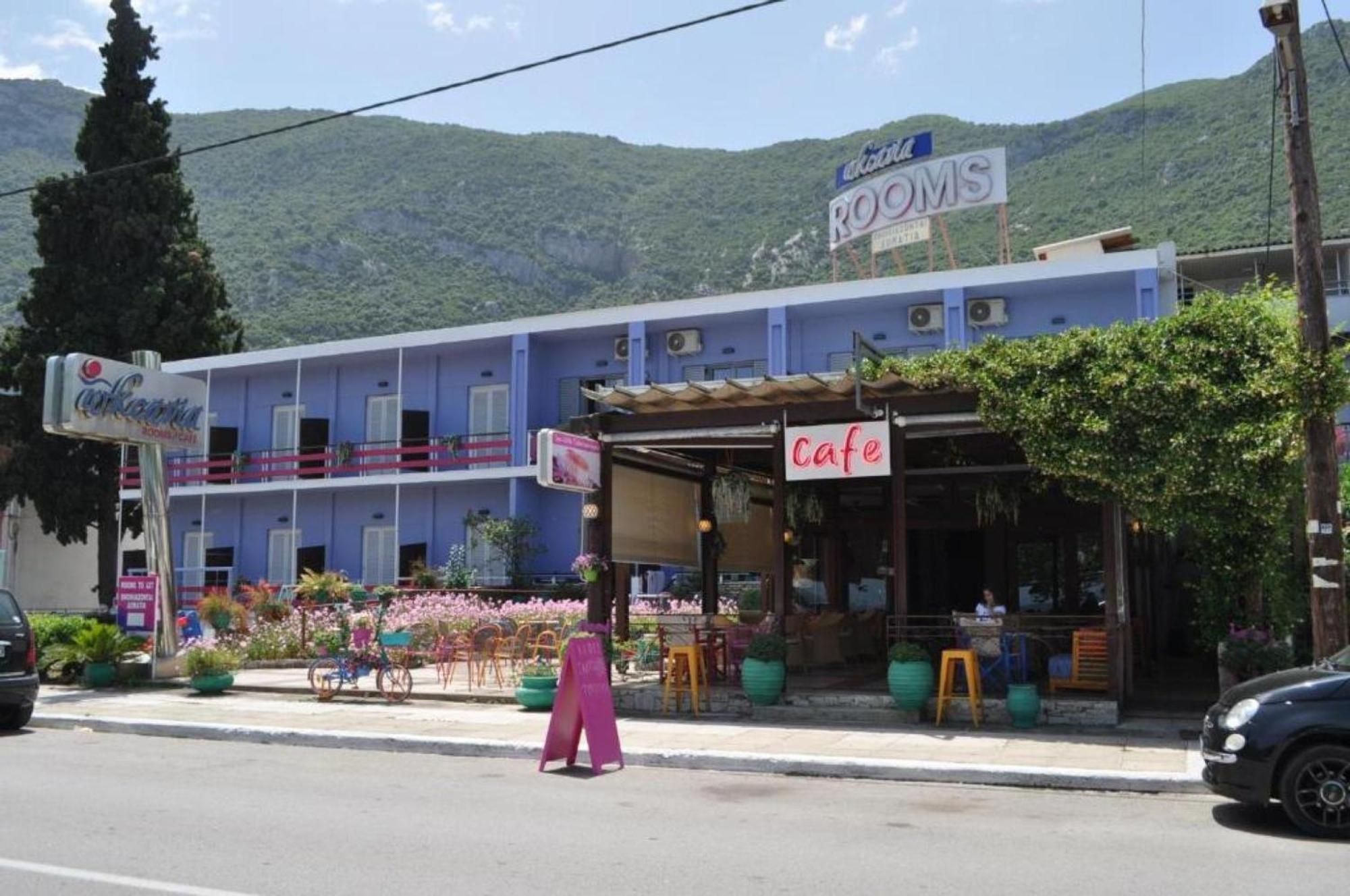 Okeania Seafront Rooms In كامينا فورلا المظهر الخارجي الصورة